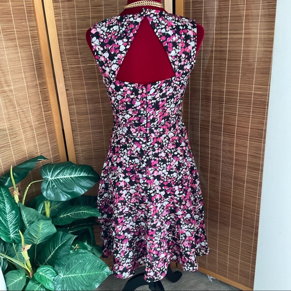 WHBM White House Black Market Tiered Ruffle Floral Dress Size 2 Pink - Picture 10 of 11